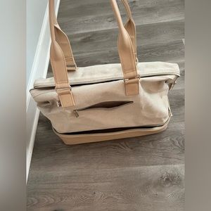Large beis weekender bag